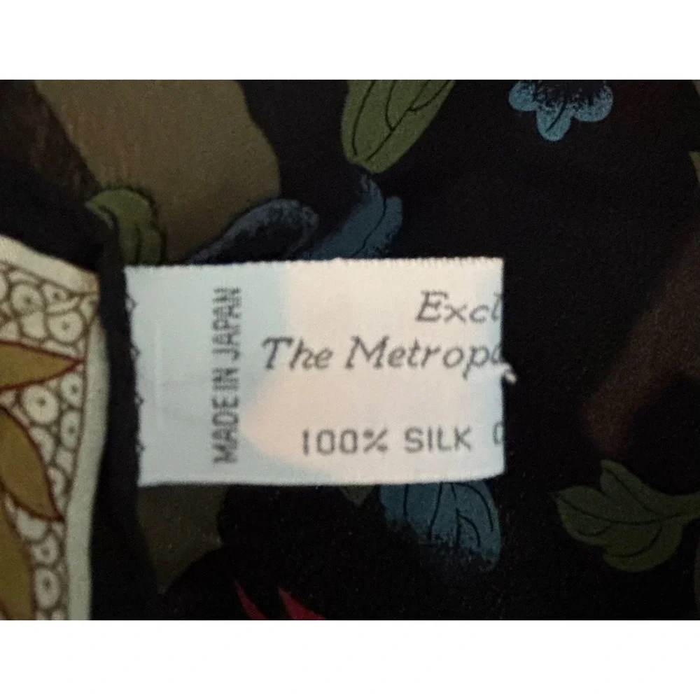The Metropolitan Museum of Art Silk Scarf Black Floral Chinoiserie Made in Japan